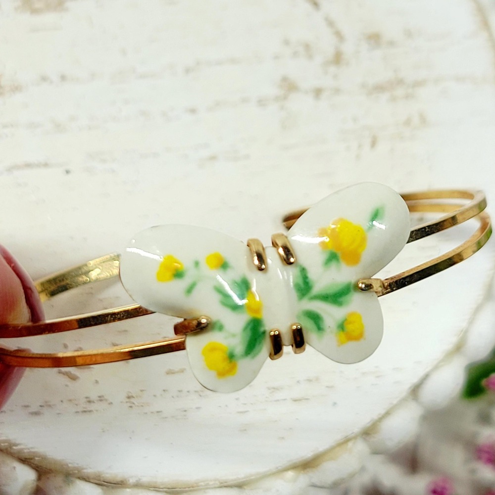 Vintage Avon Butterfly Cuff Bracelet Yellow Floral Hand Painted Ceramic Petite